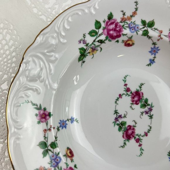 Wawel 4 Rimmed China Soup Bowls Poland Embossed Scalloped White Pink Roses - Picture 7 of 12
